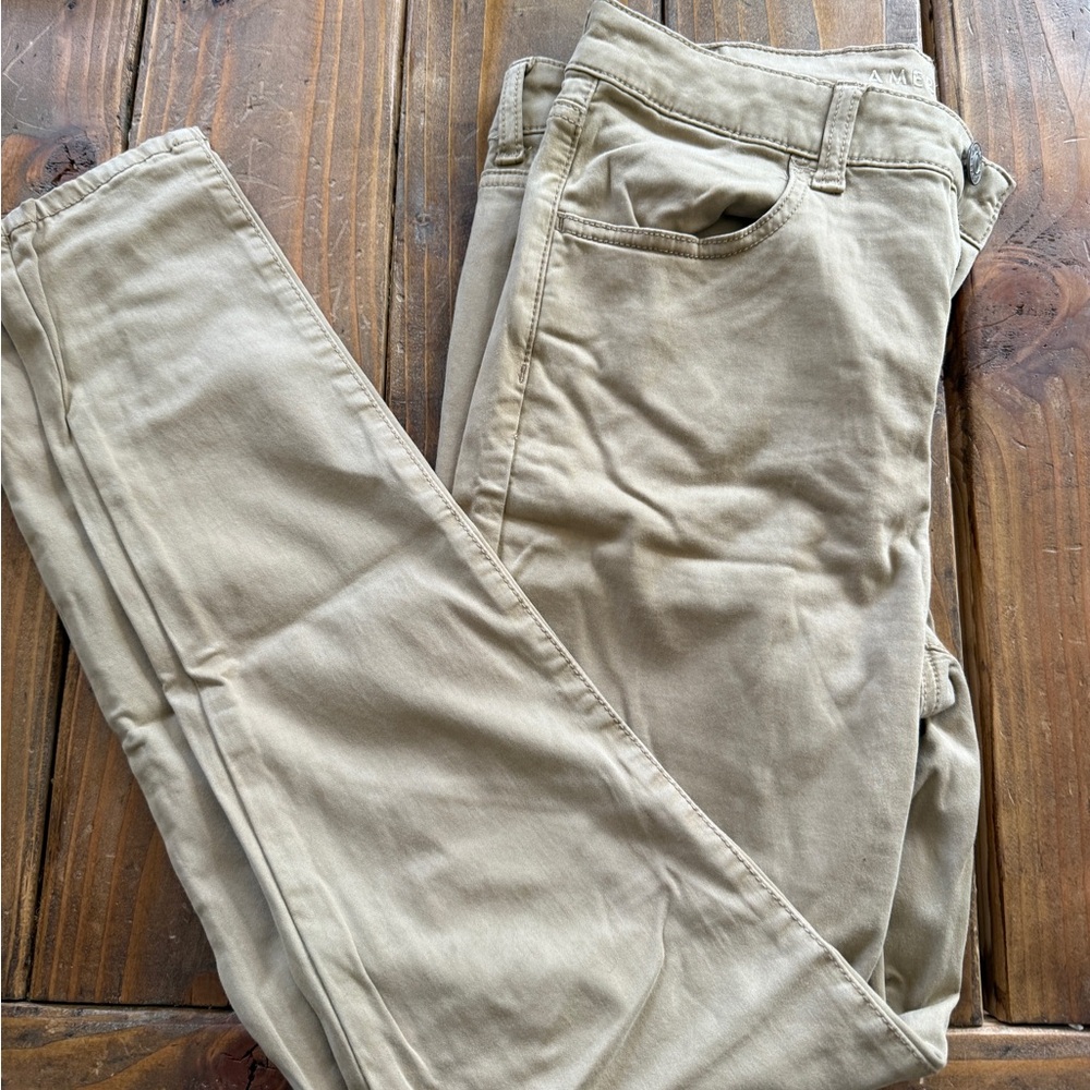 American Eagle Outfitters Khaki Chinos